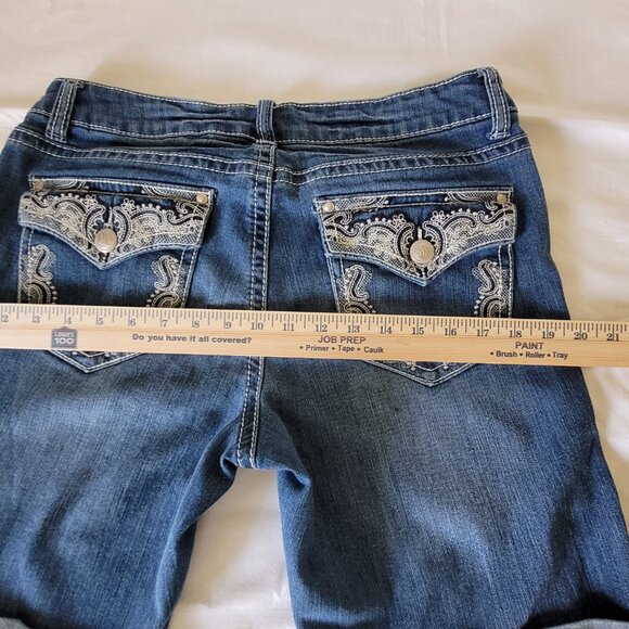 Blue Jean Womens Shorts Embellished Embroidered ND Weekend Size 10 - Picture 7 of 14
